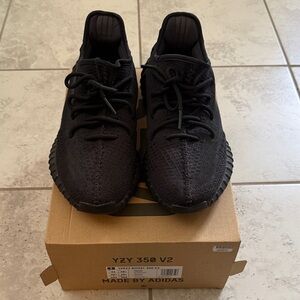 Adidas YZY 350 V2 Triple Black Sneakers